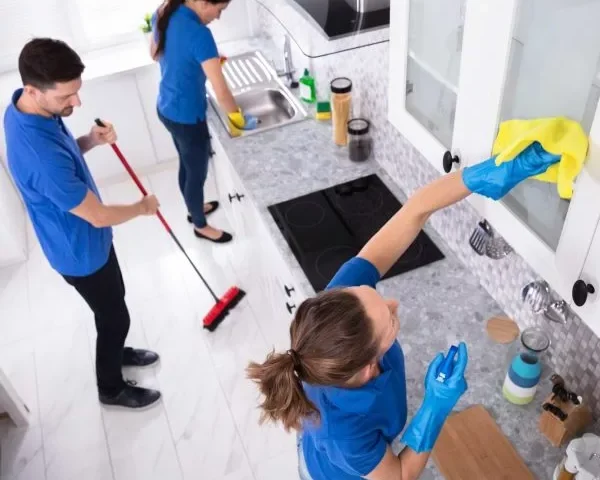How Long Does Professional House Cleaning Take? (Real Times)